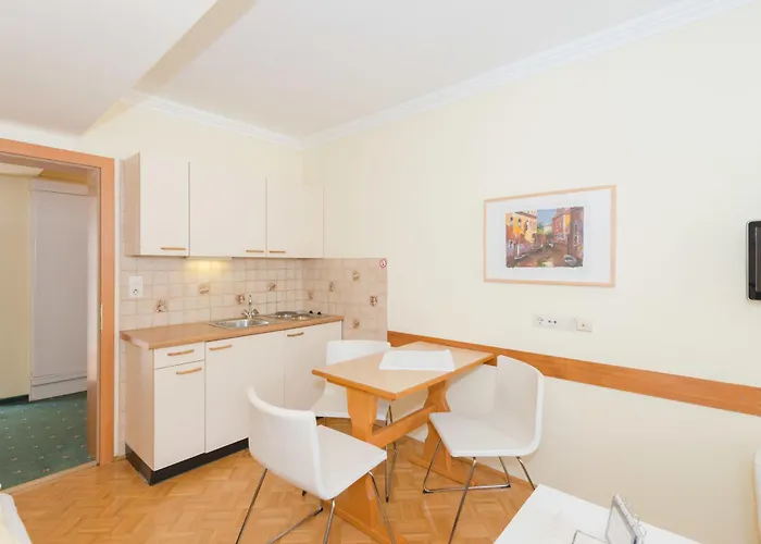 Life 3 By Alpenidyll *