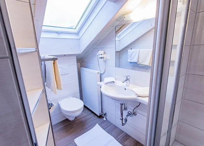 Life 3 By Alpenidyll Apartment